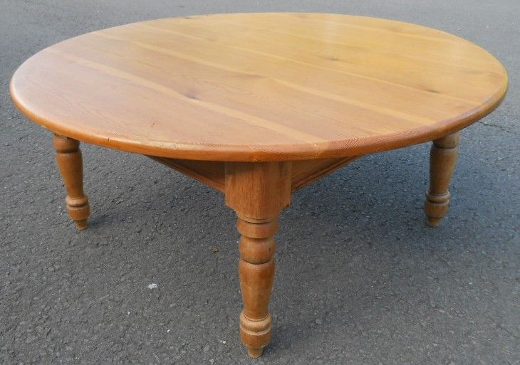 Pine Round Antique Style Coffee Table Round Pine Coffee Table Pine End Tables Design Antique Pine Coffee Table Furniture (Photo 3 of 10)