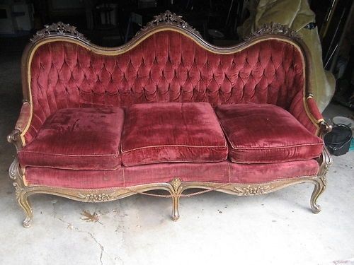 Best 25 Victorian Sofa Ideas Only On Pinterest Victorian Gothic Nicely Within Vintage Sofa Styles (View 14 of 20)
