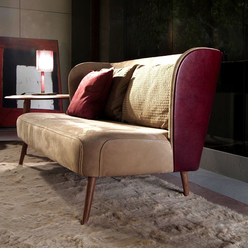 Contemporary Chic Leather Cocktail Sofa Taylor Llorente Furniture Properly Inside Leather Bench Sofas (View 4 of 20)