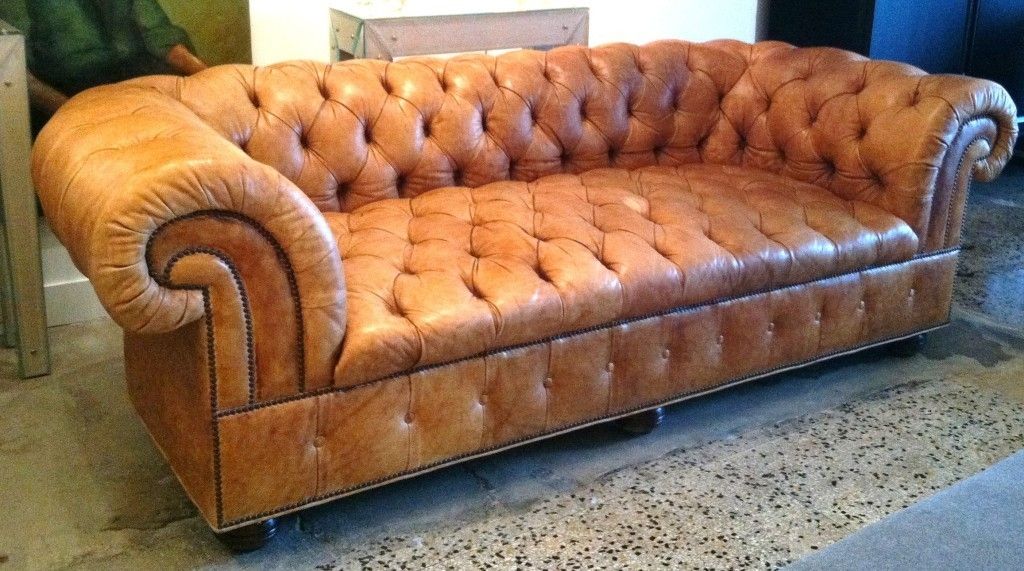 Enchanting Chesterfield Tufted Leather Sofa Vintage Chesterfield Perfectly With Regard To Tufted Leather Chesterfield Sofas (View 17 of 20)