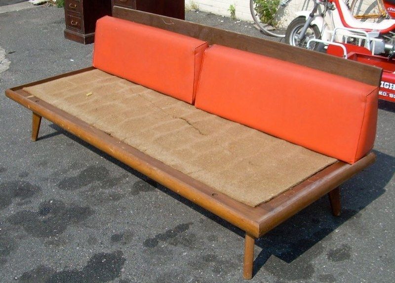 Vintage Couch For Sale Antiques Classifieds Very Well Throughout Retro Sofas For Sale (View 7 of 20)