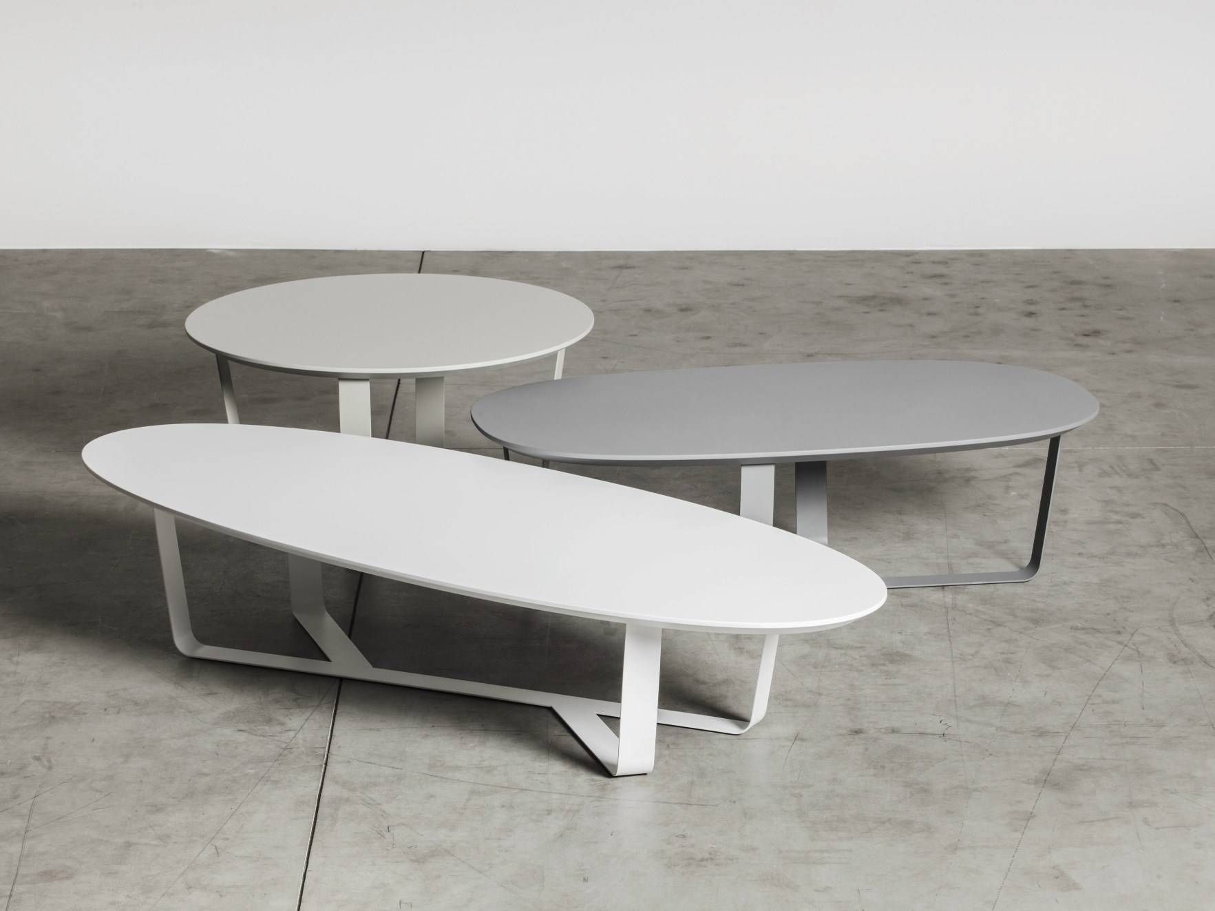 2 Tips In Maintaining The Beauty Of Oval Coffee Tables – Interior Inside Oval White Coffee Tables (View 2 of 30)