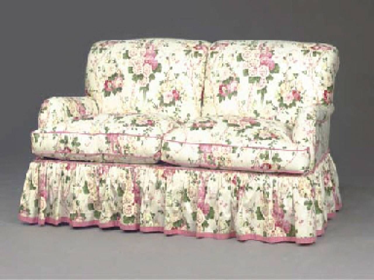 28+ [ Floral Sofa ] | Wade Upholstery Hollinwell Small Sofa And Throughout Chintz Fabric Sofas (Photo 1 of 30)