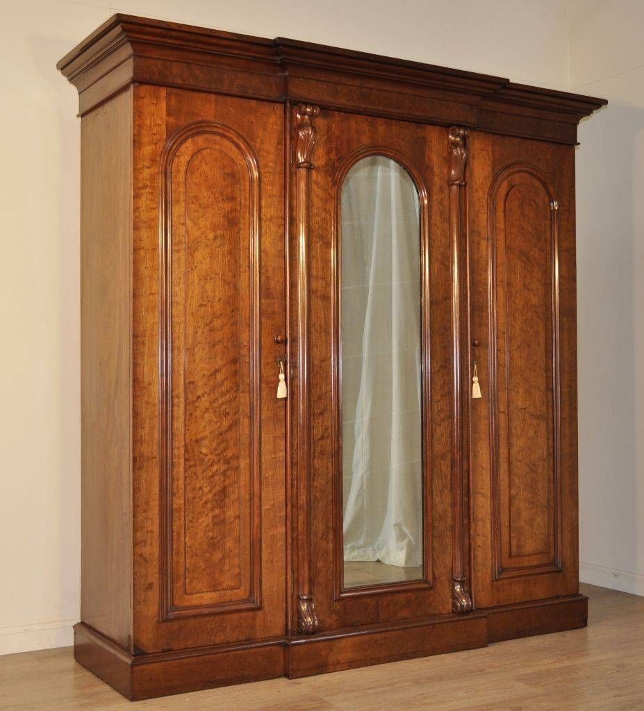 Attractive Large Antique Victorian Figured Mahogany Break Front With Regard To Antique Triple Wardrobes (View 15 of 15)