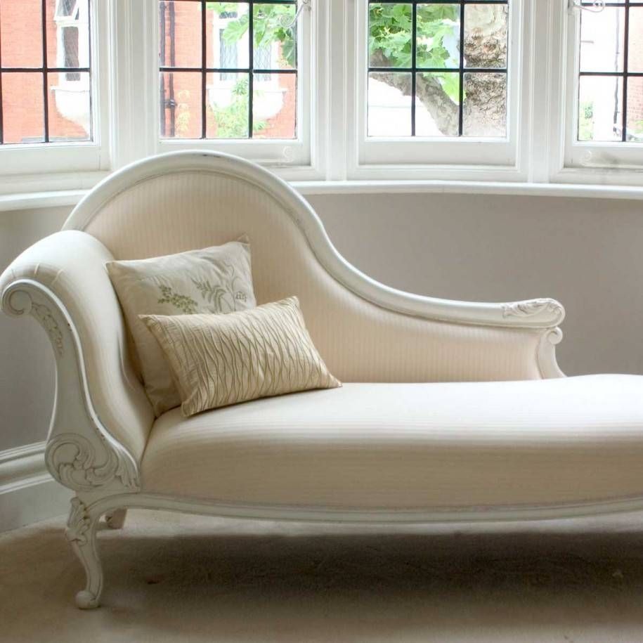 Chaise lounge bedroom furniture