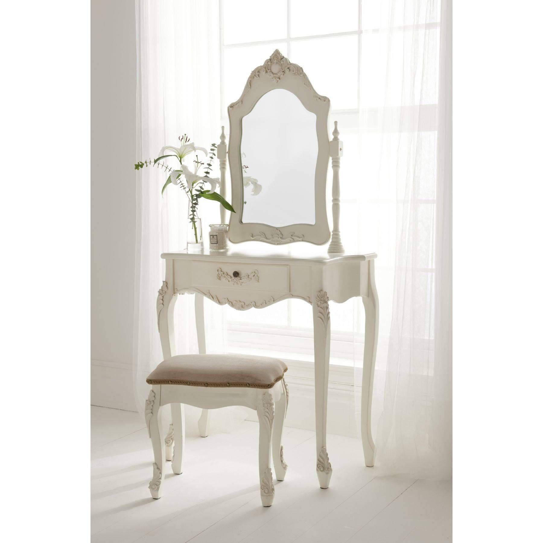 Bedroom Furniture : Vanity Knobs Wall Mirrors Decorative Dressing Regarding Decorative Dressing Table Mirrors (View 11 of 25)