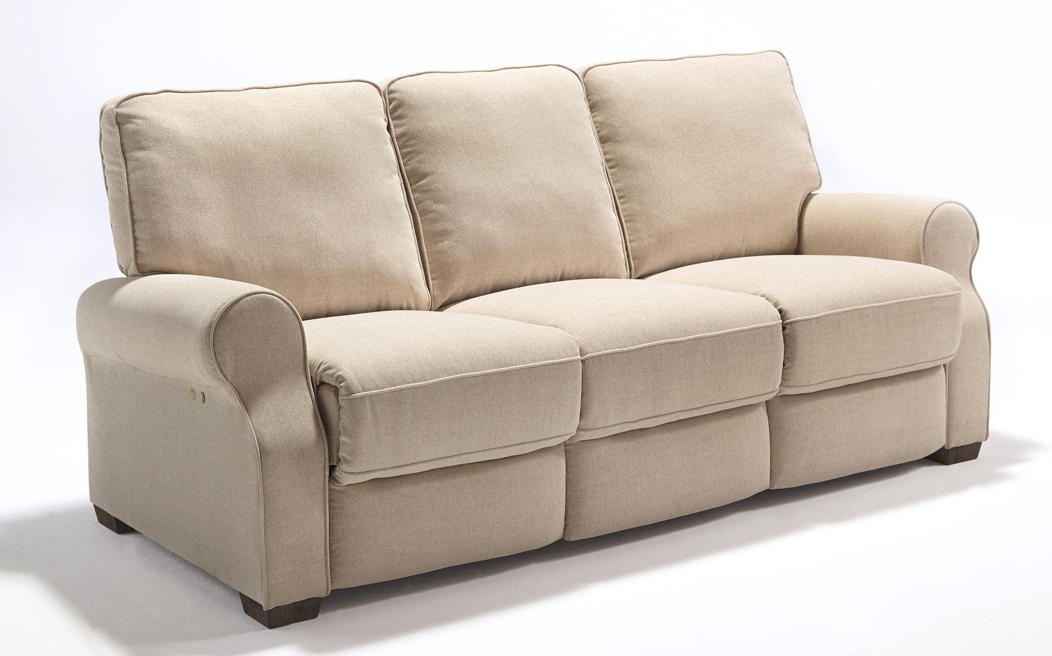 Best Home Furnishings Hattie Traditional Power Reclining Sofa With Within Recliner Sofa Chairs (Photo 1 of 30)