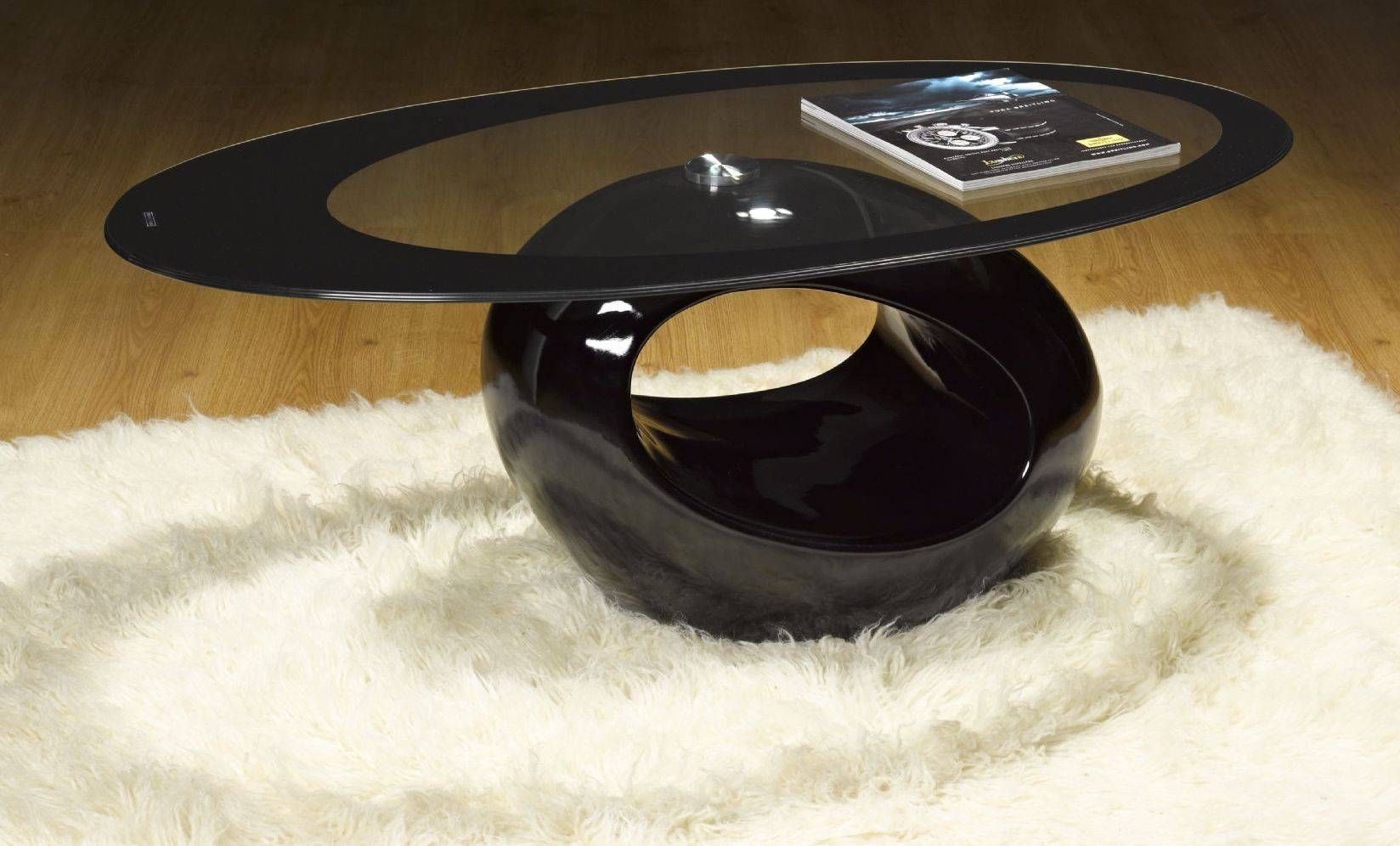 Decor Your Living Room In Style With Oval Coffee Table | Home With Regard To Black Oval Coffee Tables (View 7 of 30)