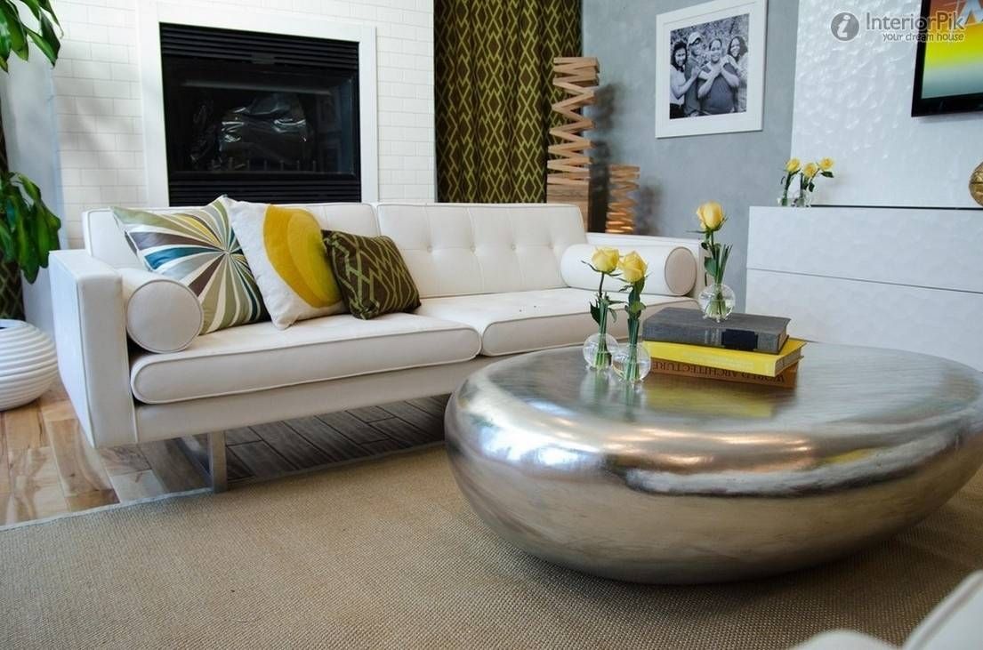 Decoration Ideas: Modern Black Shade Pendant Lamp Also Rounded Throughout Modern Chrome Coffee Tables (View 19 of 30)
