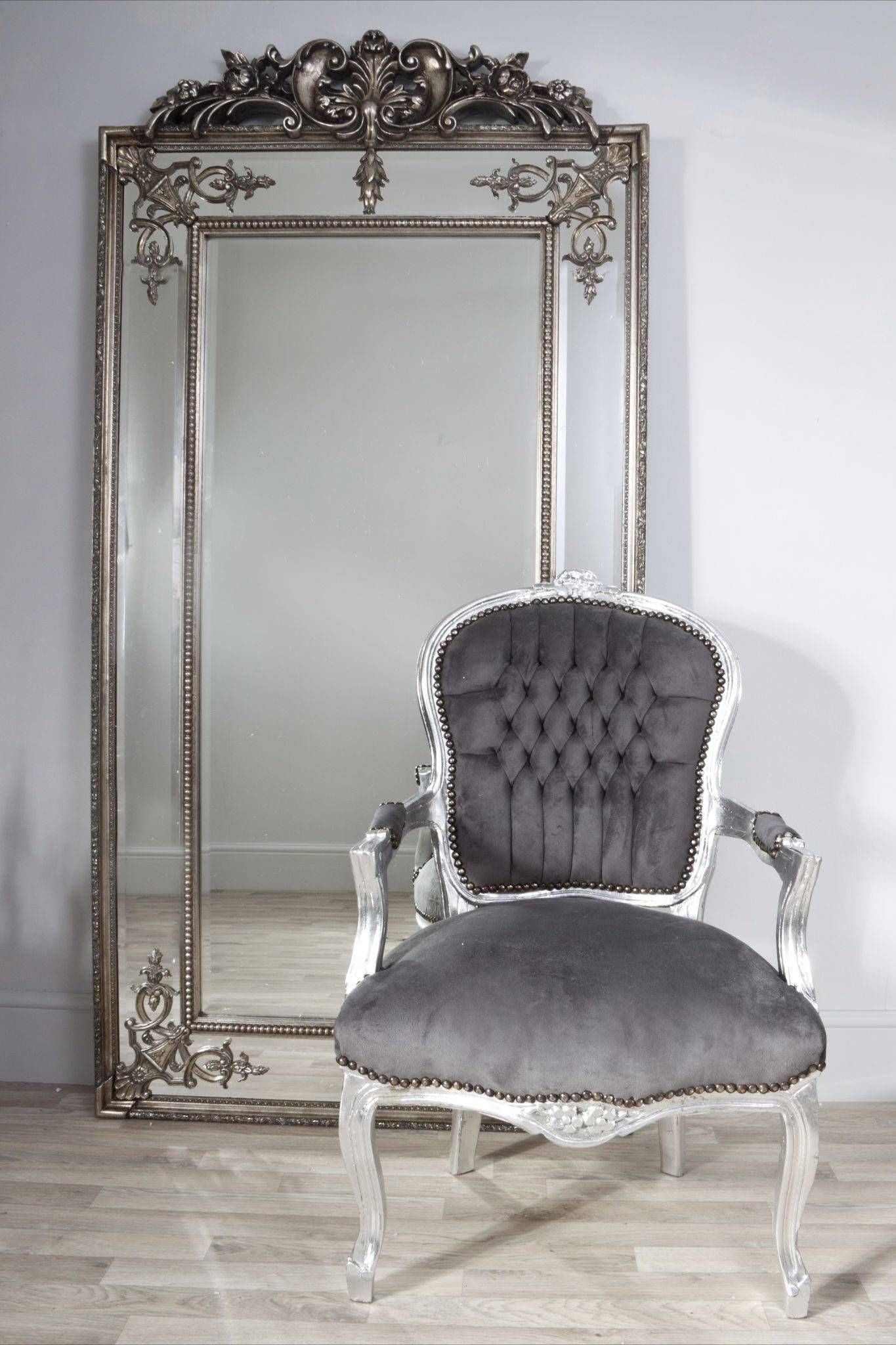 Large Ornate Floor Mirror: Reflect Your Style And Beauty