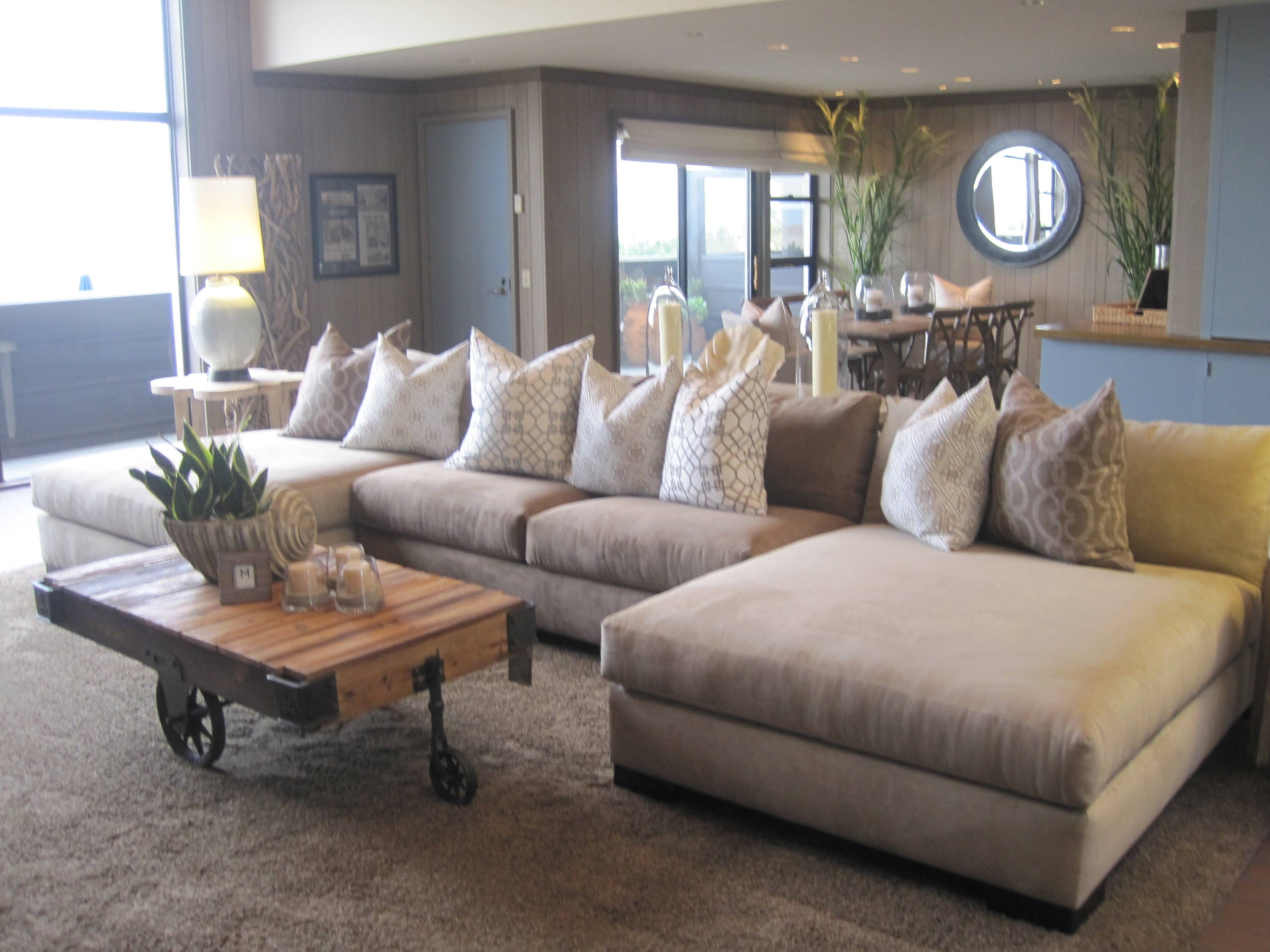 Furniture: Mesmerizing Costco Sectionals Sofa For Cozy Living Room Inside Berkline Sectional Sofa (Photo 11 of 30)
