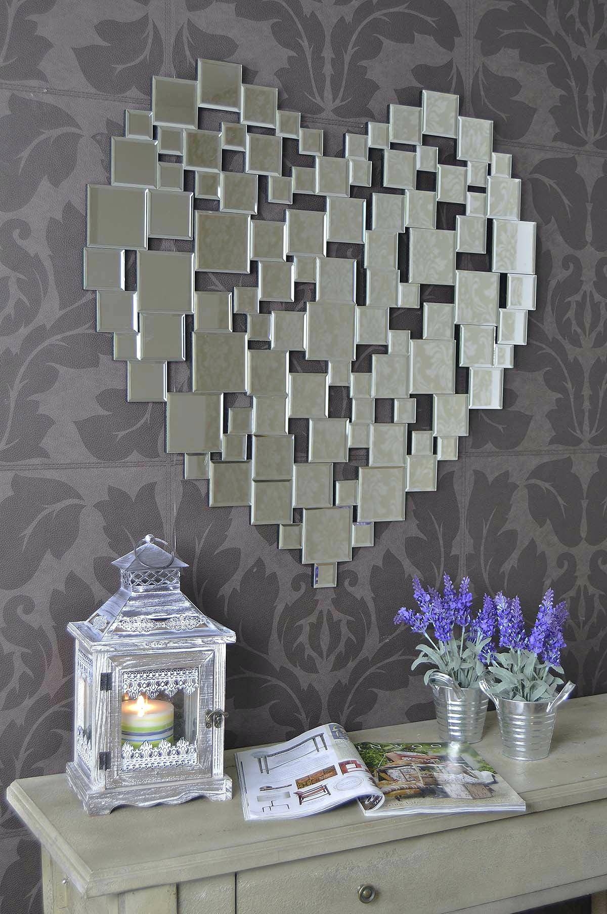 Heart Shape Venetian Wall Mirror 2ft8 80cm Lightbox Moreviewlarge With Venetian Heart Mirrors (Photo 1 of 25)