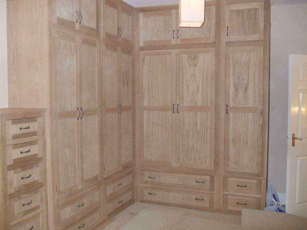 L Shaped Fitted Oak Wardrobe Gallery (View 29 of 30)