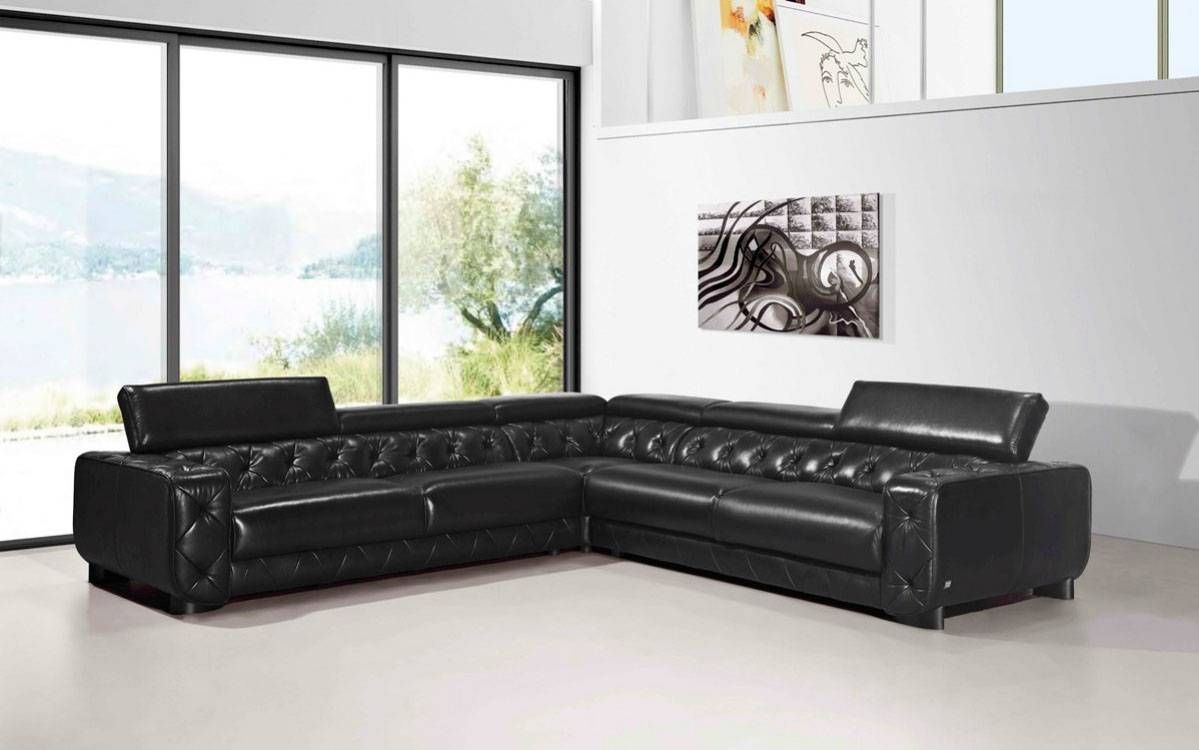 Sofa: Leather Sectional With Chaise | Tufted Sectional Sofa For Tufted Sectional Sofa Chaise (View 17 of 25)