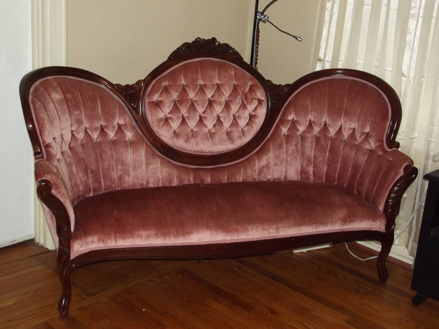 Sofas Center : Identifying Antique Sofa Stylesantique Throughout Antique Sofa Chairs (View 21 of 30)