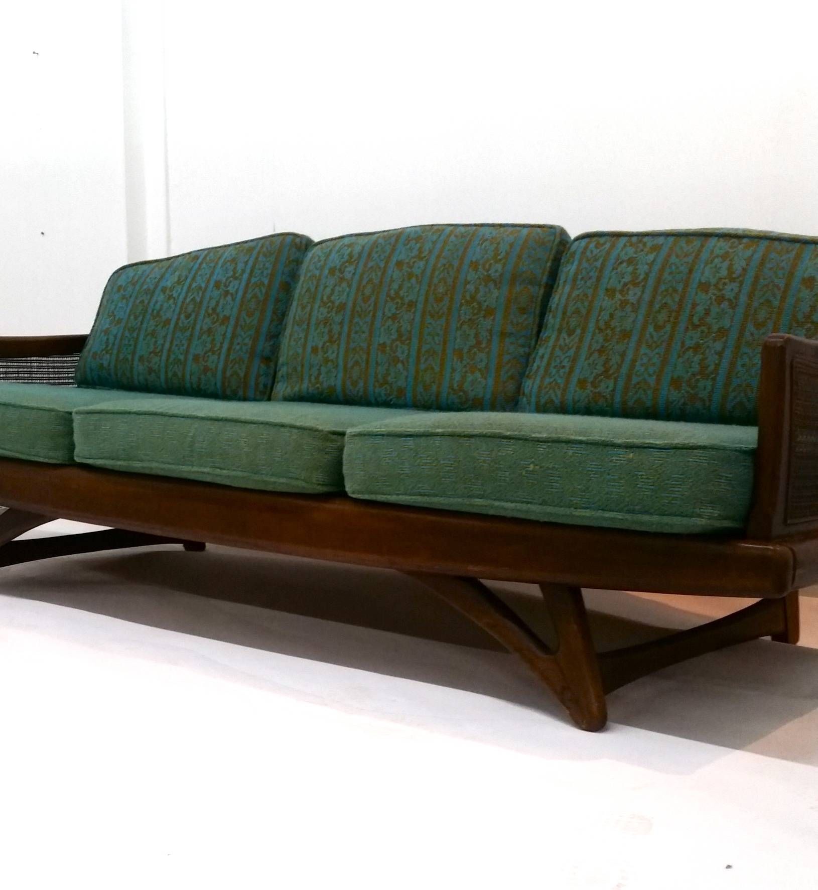 Sofas: Mid Century Sofas | Retro Sleeper Sofa | Cheap Retro Sofa With Regard To Cheap Retro Sofas (Photo 1 of 30)