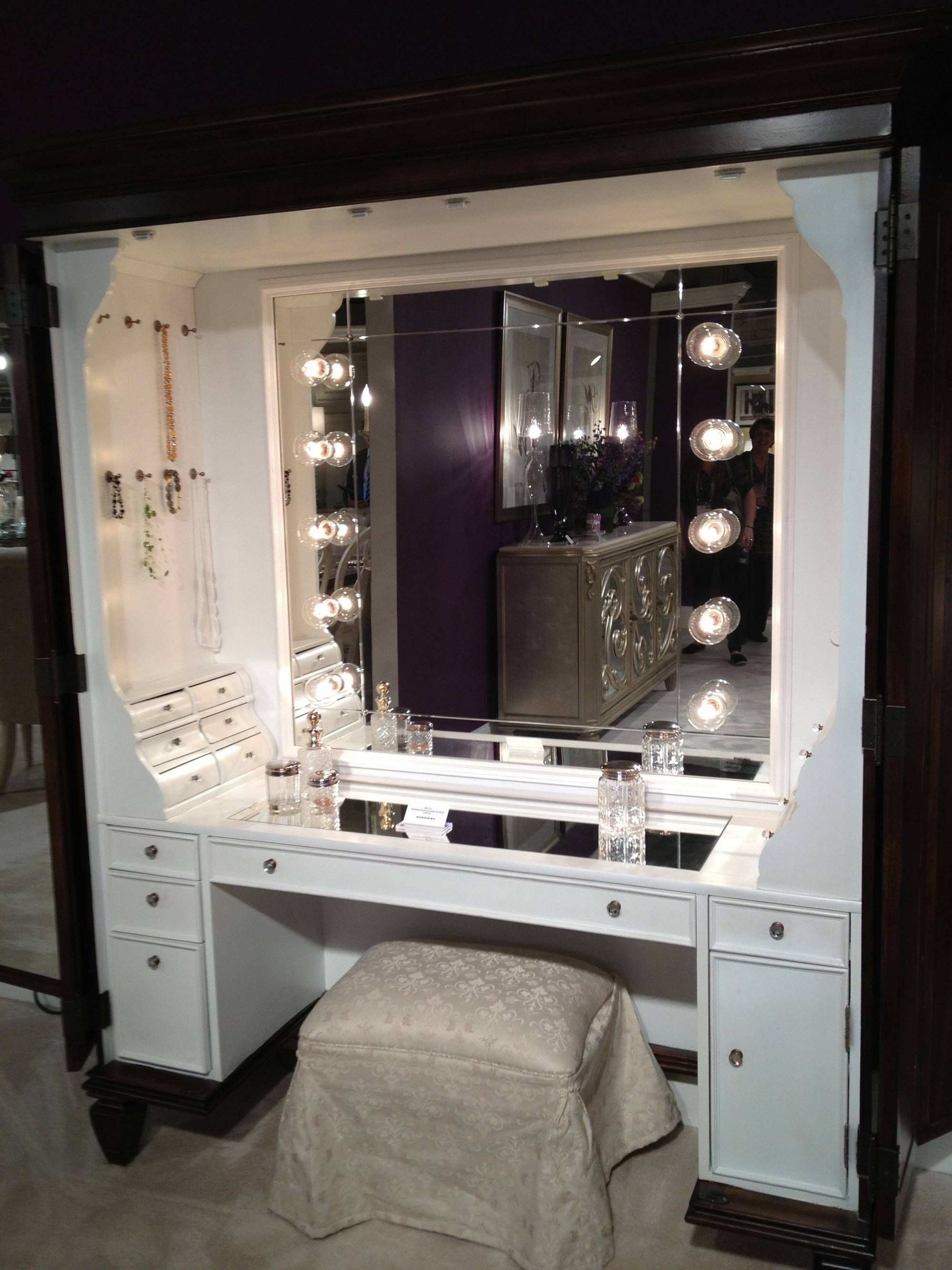 Tiny White Dressing Table Lighted Mirror Dressing Table Lighted Regarding Black Dressing Mirrors (Photo 21 of 25)