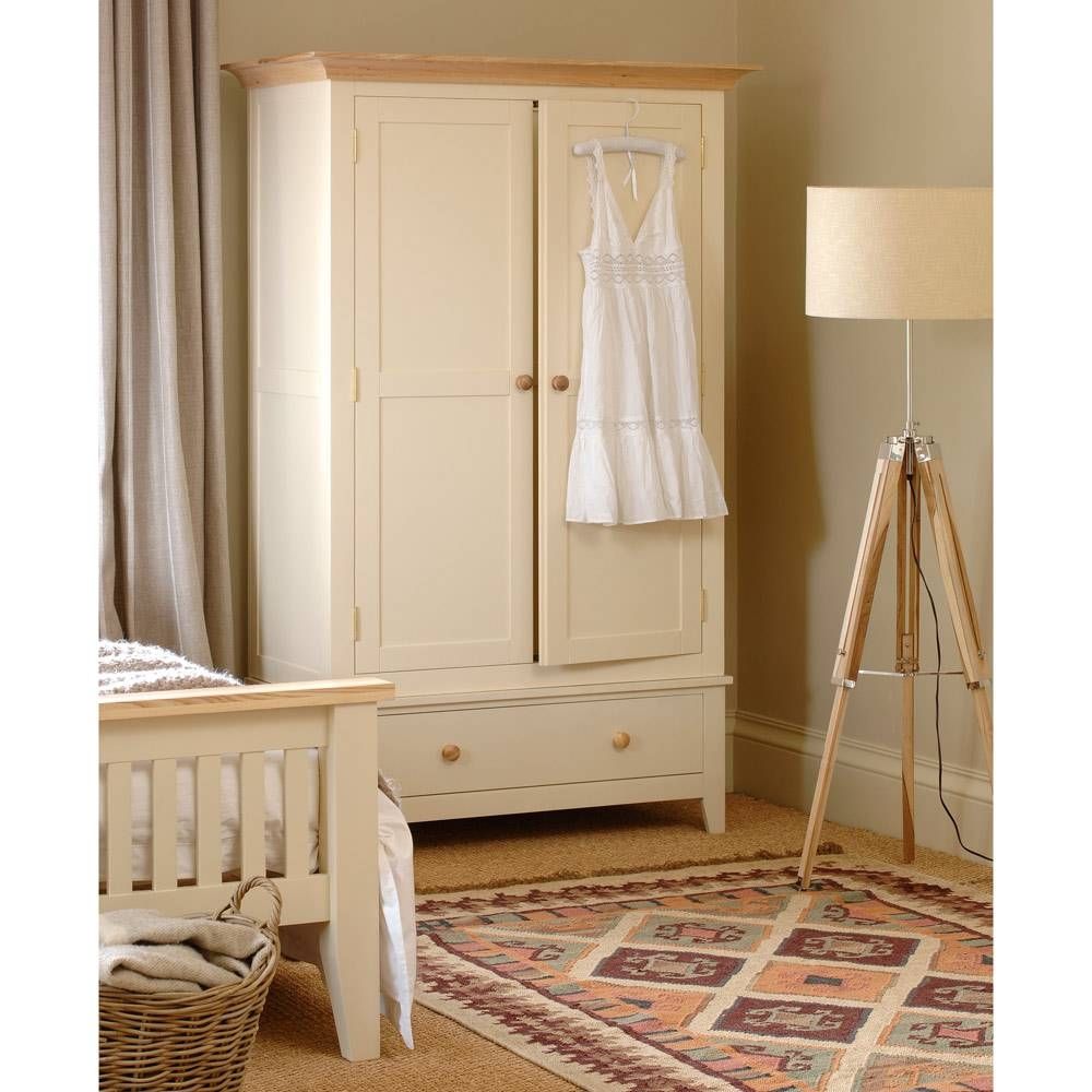 White Pine Bedroom Furniture Off White Bedroom Ideas With Pine With Natural Pine Wardrobes (View 6 of 15)