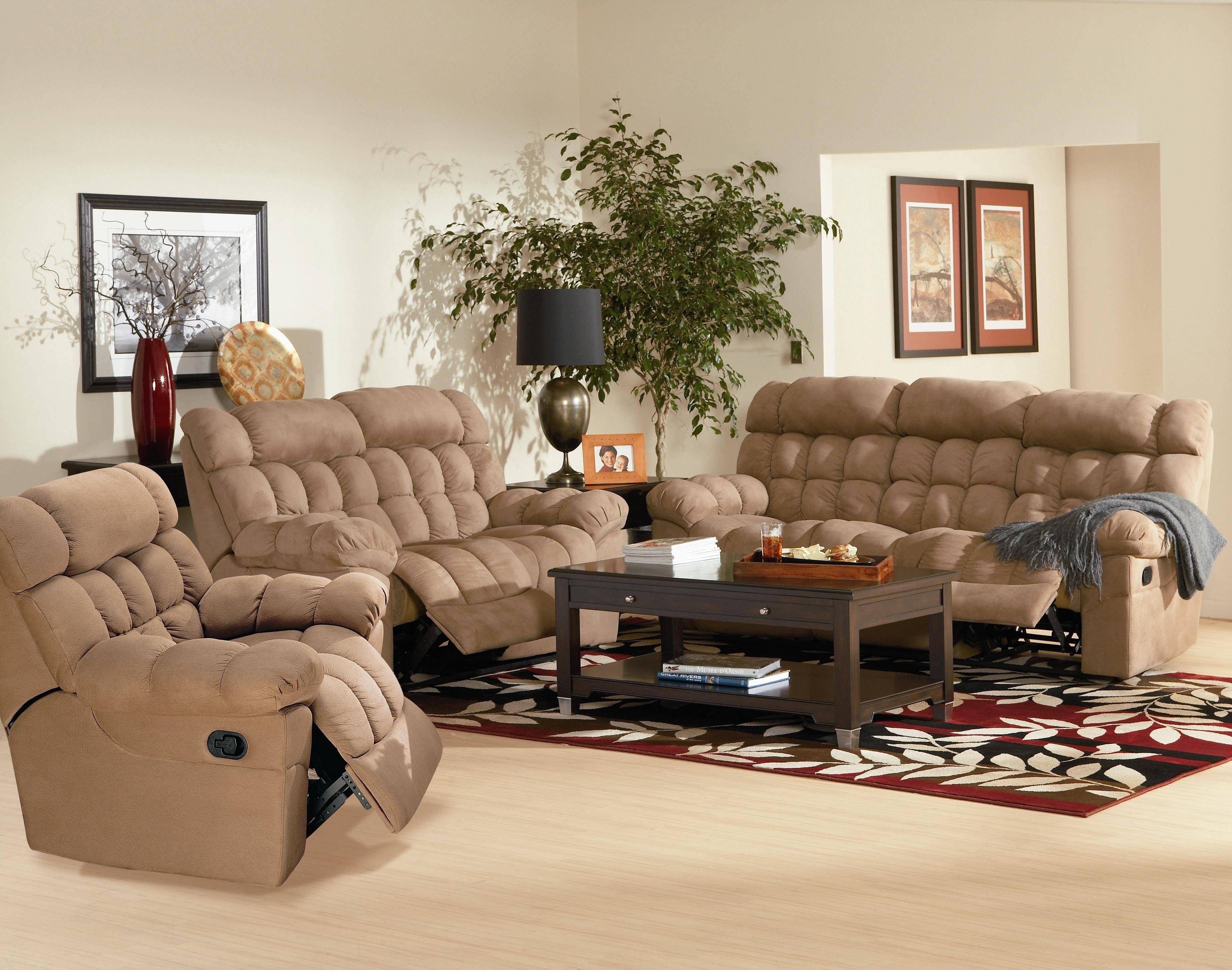 D177 600341+42+43 Regency Furniture Living Room By Regency Within Overstuffed Sofas And Chairs (Photo 5 of 15)