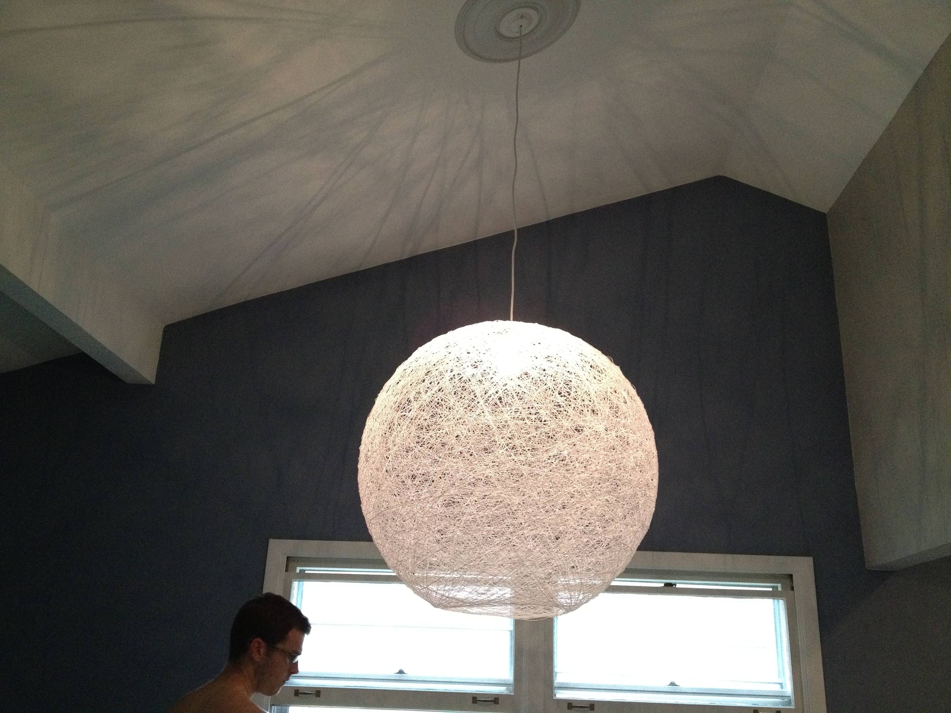 Diy: String Globe Chandelier Tutorial – Keeps On Ringing With Regard To Diy Yarn Lights (View 8 of 15)