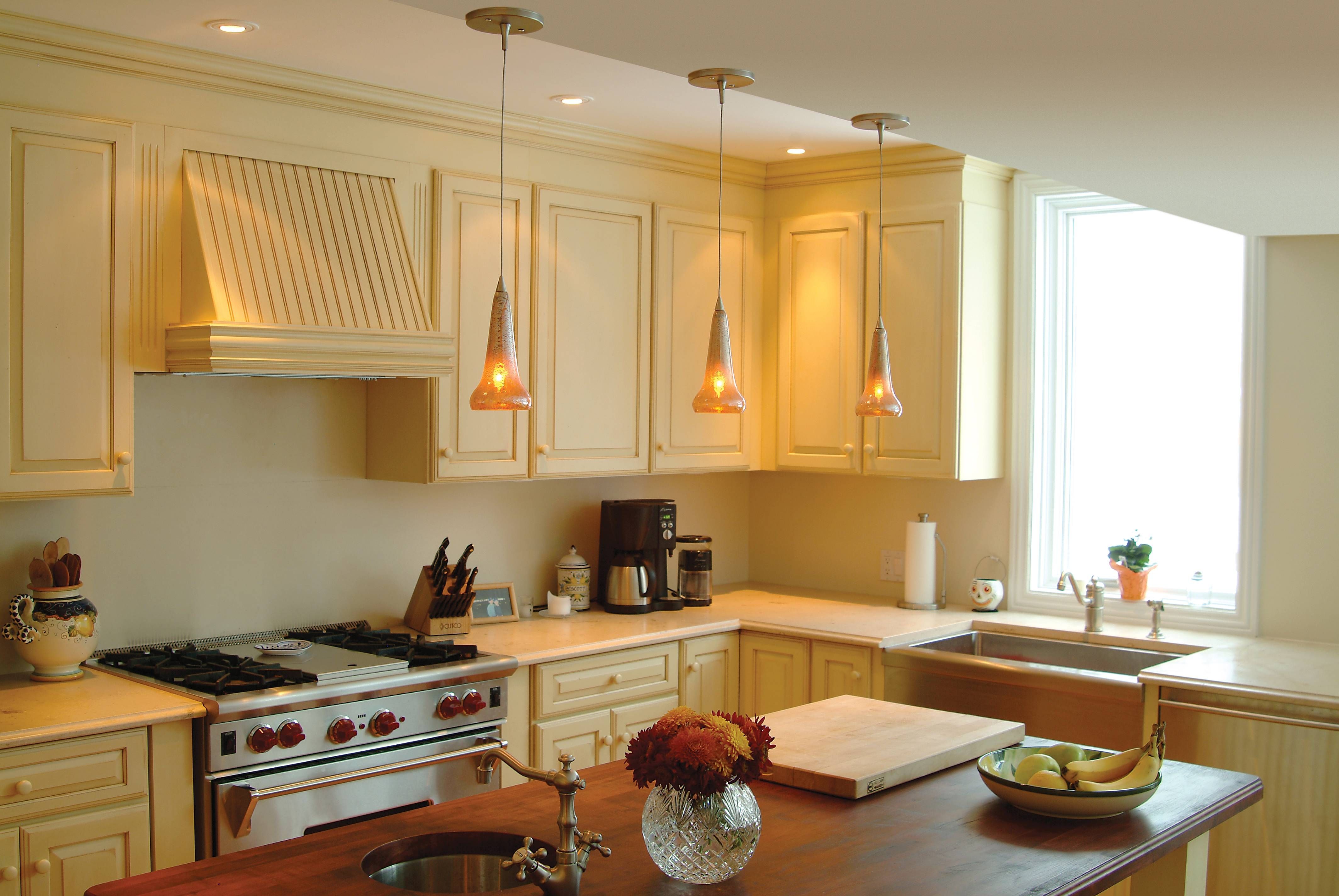 Elegant Small Pendant Lights For Kitchen Pertaining To Home Intended For Elegant Track Lighting (Photo 15 of 15)