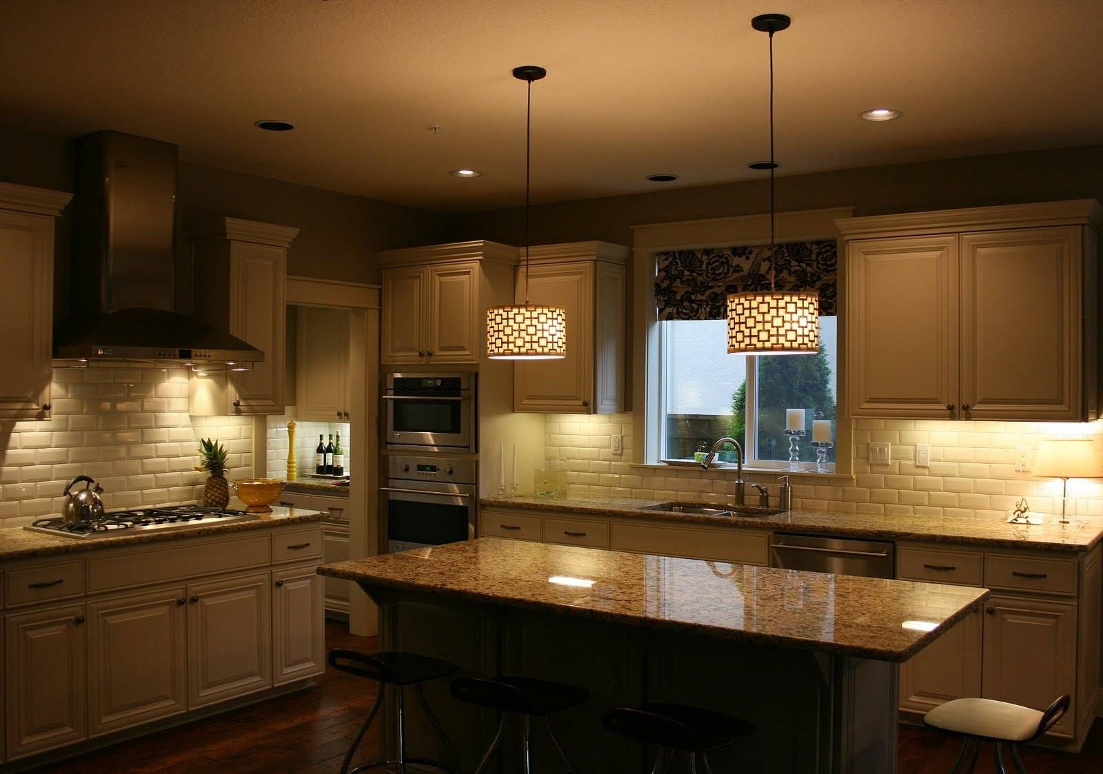 Kitchen Pendant Lights (View 13 of 15)