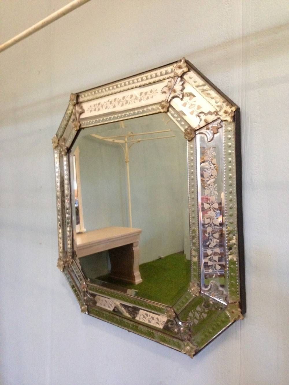 Large Octagonal Venetian Wall Mirror With Decorative Detailed With Regard To Large Venetian Wall Mirrors (Photo 1 of 15)