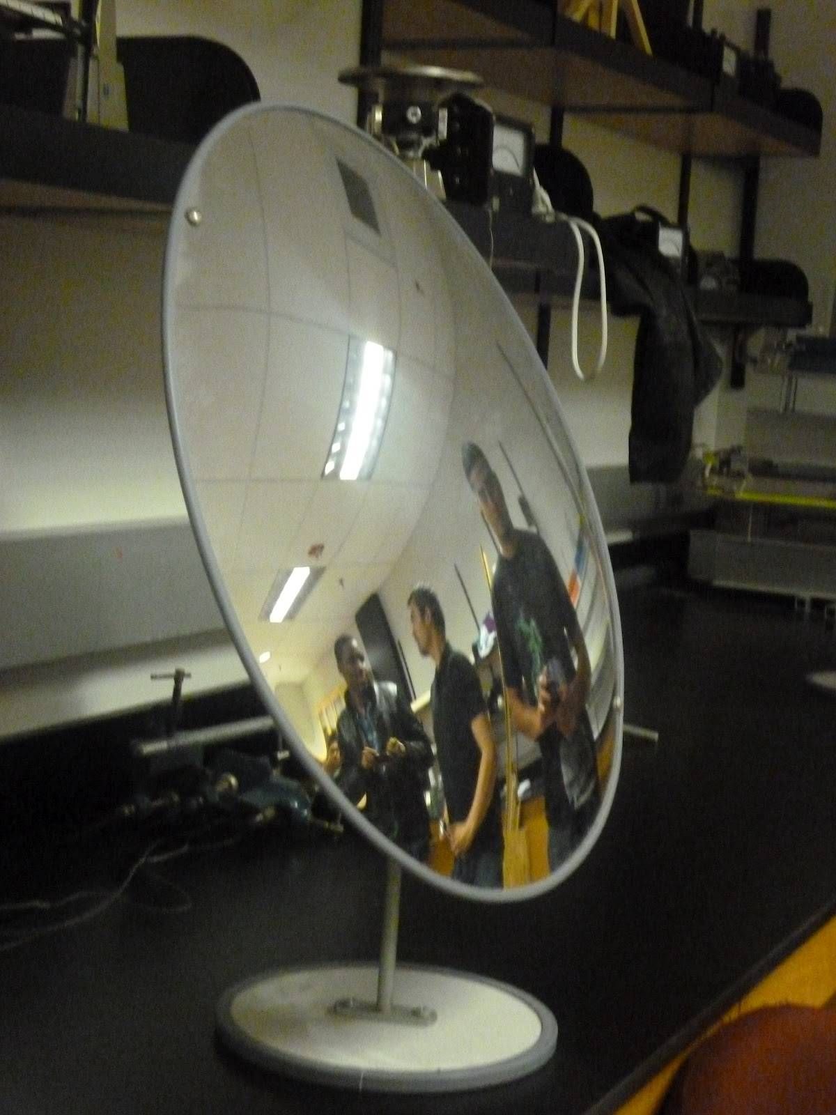 Physics 4c Hynyein: Experiment 9: Concave And Convex Mirrors With Convex Mirrors (Photo 14 of 15)