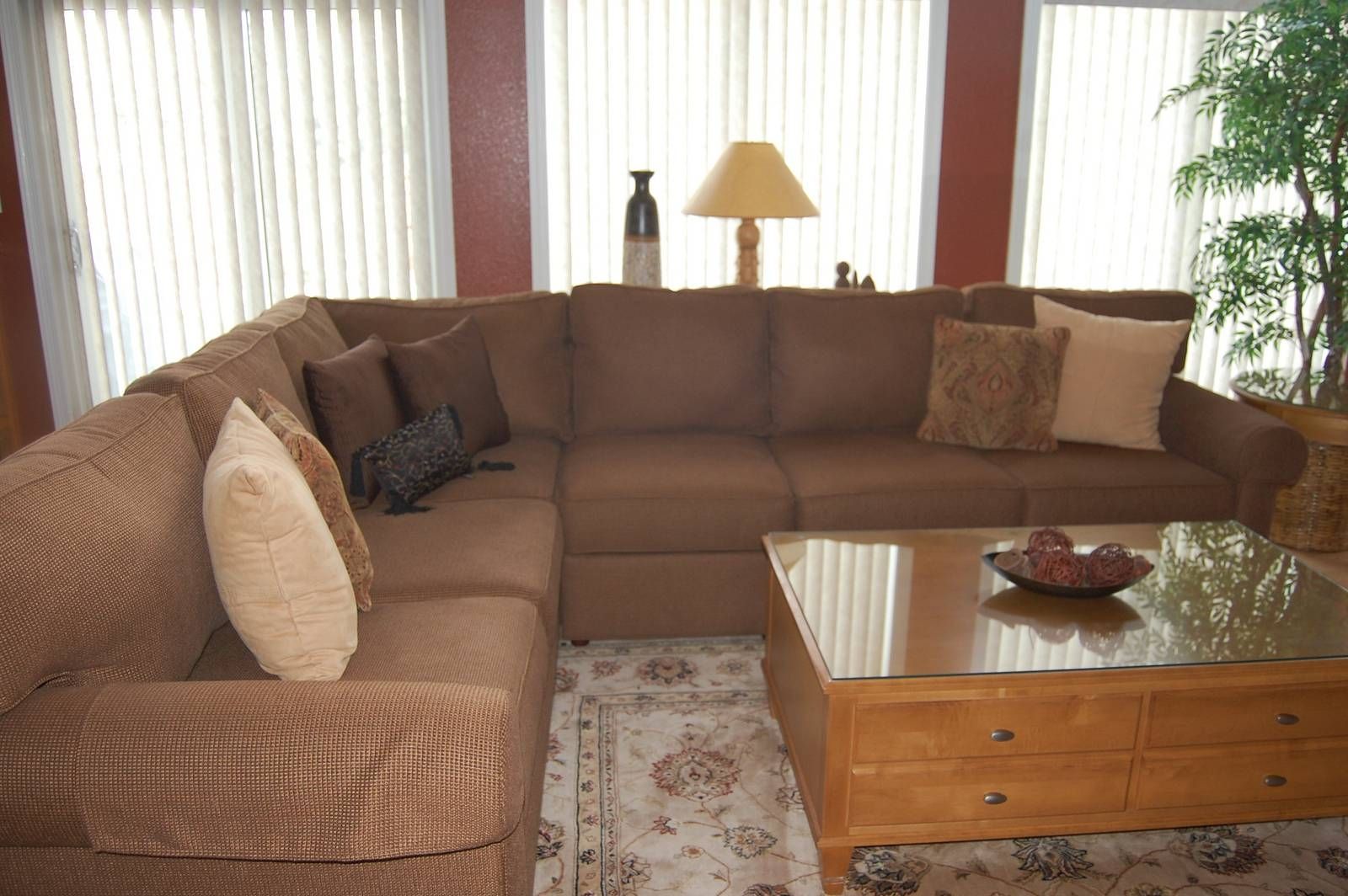 Sofas: Ethan Allen Leather Couch | Ethan Allen Recliner Chairs For Ethan Allen Sofas And Chairs (Photo 5 of 15)
