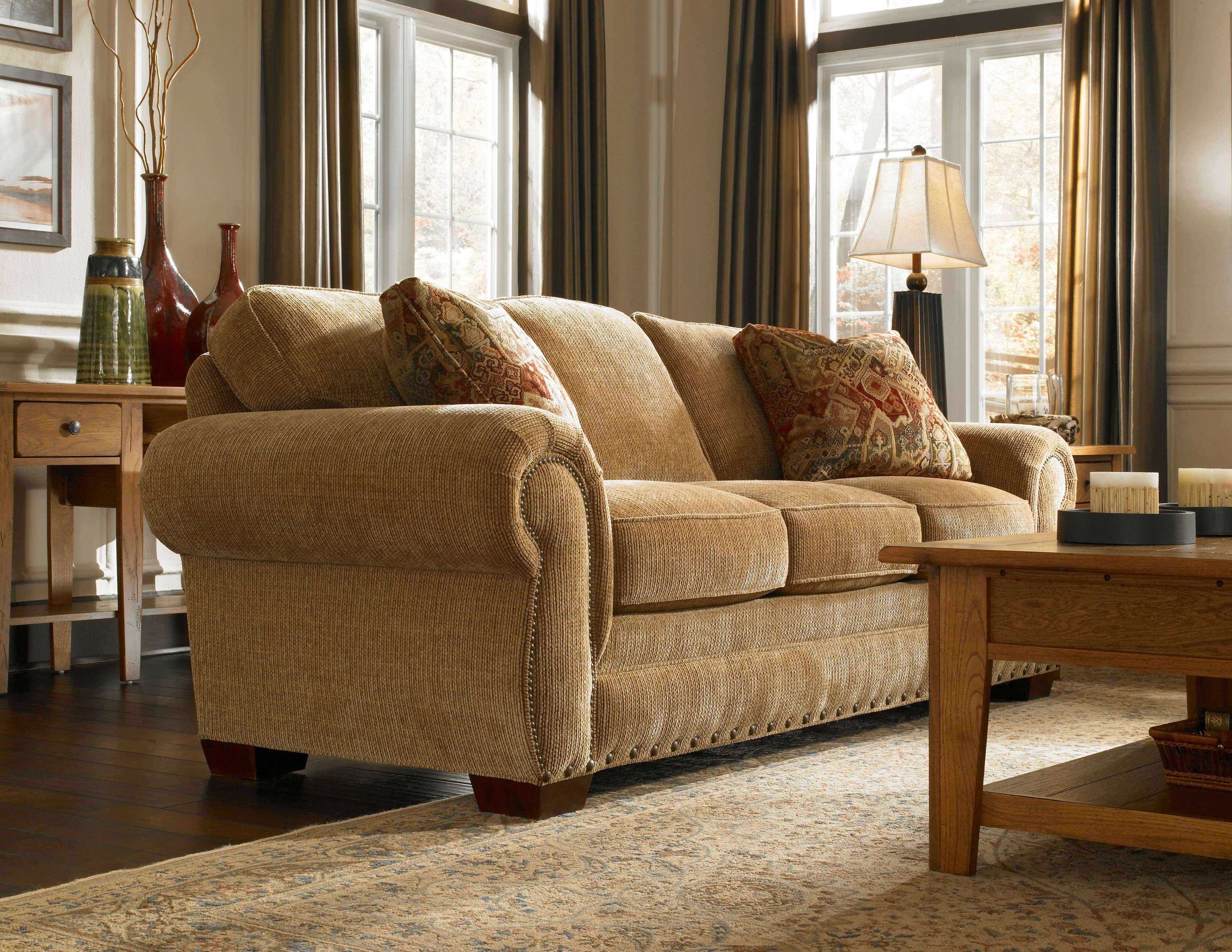 Furniture: Stunning Broyhill Sofas For Enchanting Living Room In Broyhill Sofas (View 8 of 15)