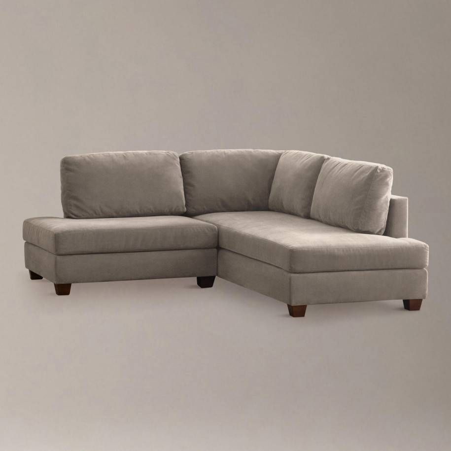 Inspiring Small Scale Sectional Sofa With Chaise 85 For Sectional With Small Scale Sofas (View 9 of 15)