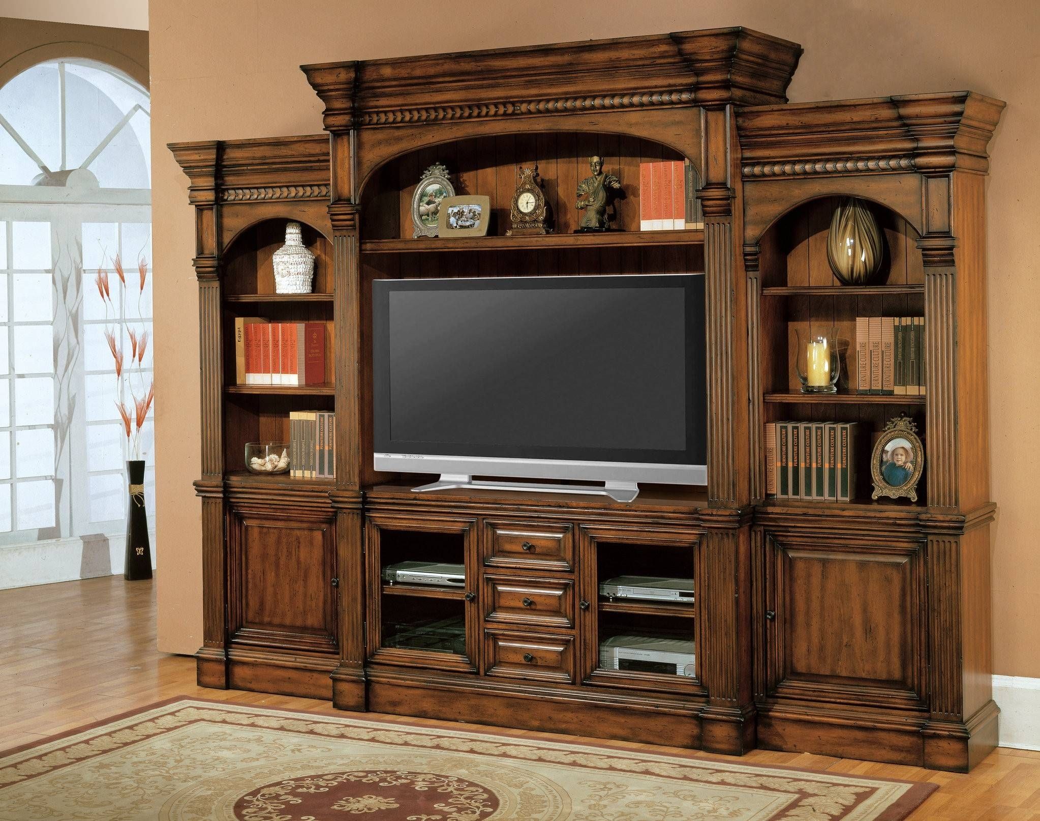 Traditional Large Enclosed Tv Cabinets For Flat Screens With Doors In Enclosed Tv Cabinets For Flat Screens With Doors (View 13 of 15)