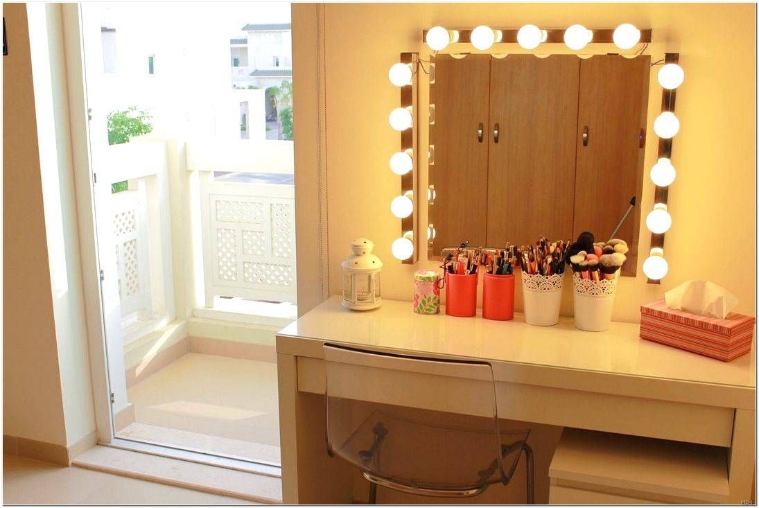 2021 Best of Dressing Table with Long Mirrors
