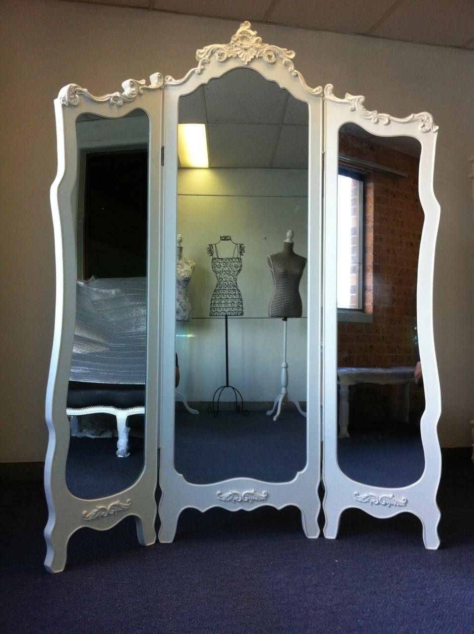 Mirror : Bedroom Furniture : Mirror's Edge Full Length Floor Throughout Floor Dressing Mirrors (View 9 of 15)