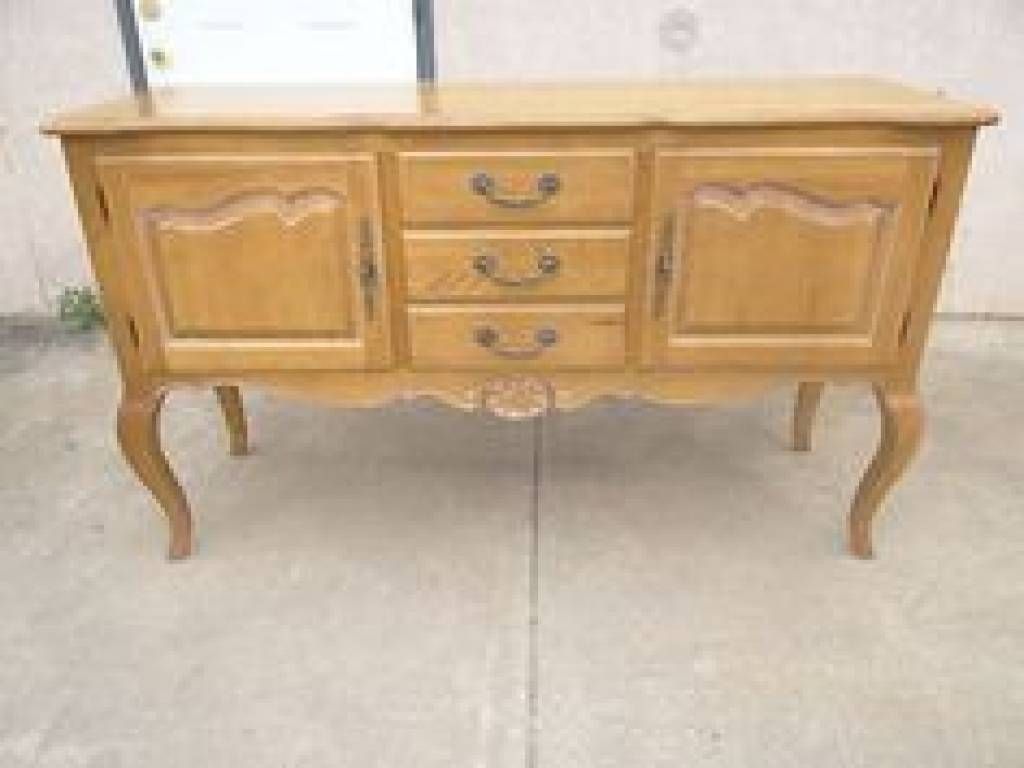 Sideboard Ethan Allen Country French Solid Birch Sideboard Buffet Within Ethan Allen Sideboards (Photo 15 of 15)