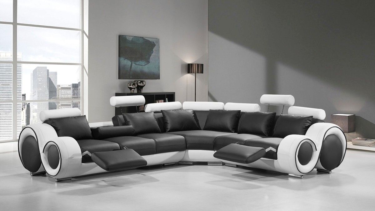 Modern Black And White Sectional Sofa | Alabama Furniture For White Sectional Sofas (Photo 8 of 10)