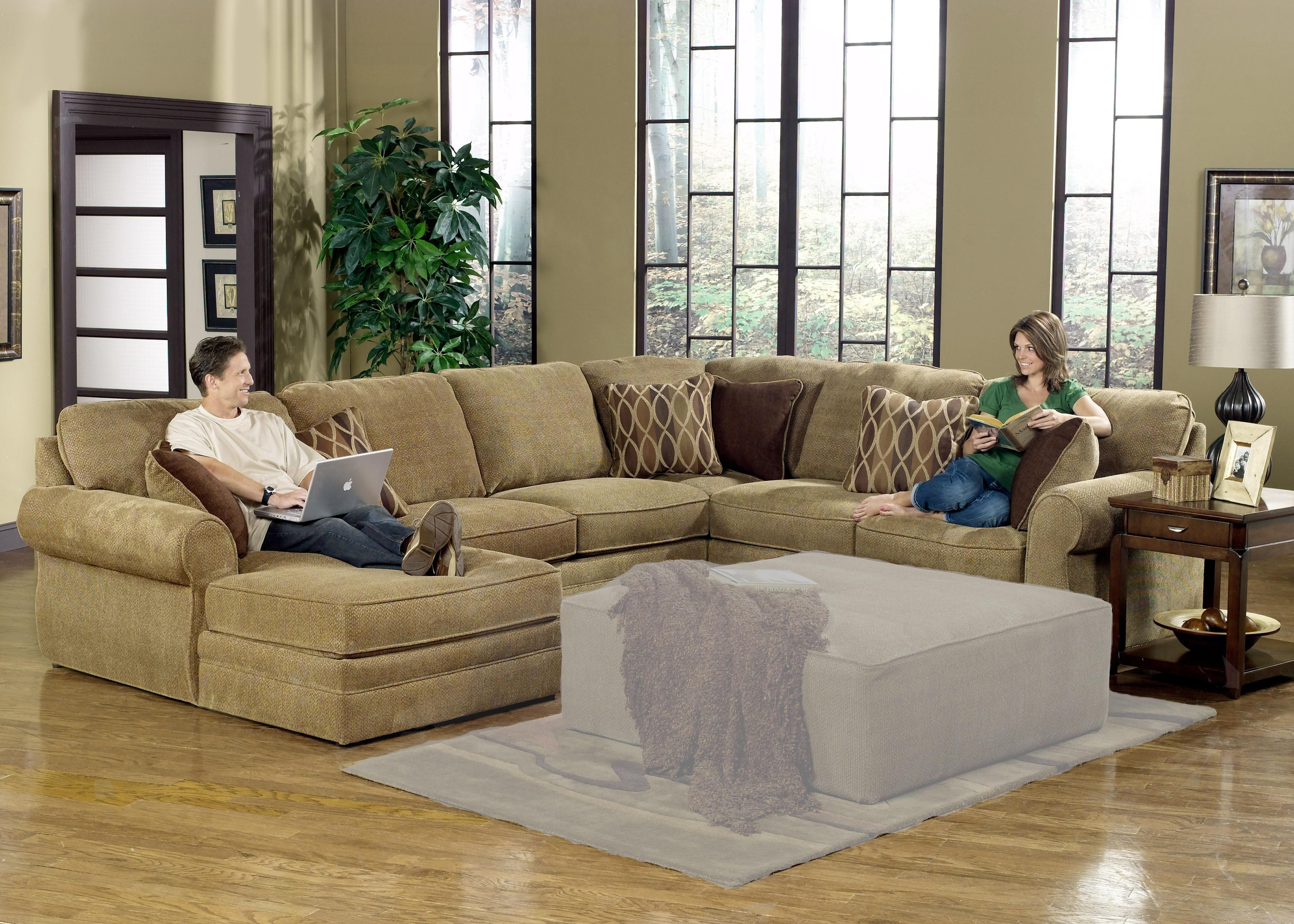 Sectional Sofa Design: Adorable Large U Shaped Sectional Sofa Best U For Big U Shaped Couches (View 2 of 15)