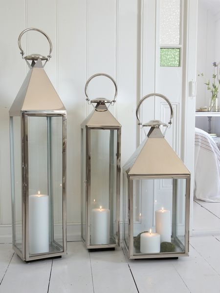 Featured Photo of Top 10 of Outdoor Hanging Metal Lanterns
