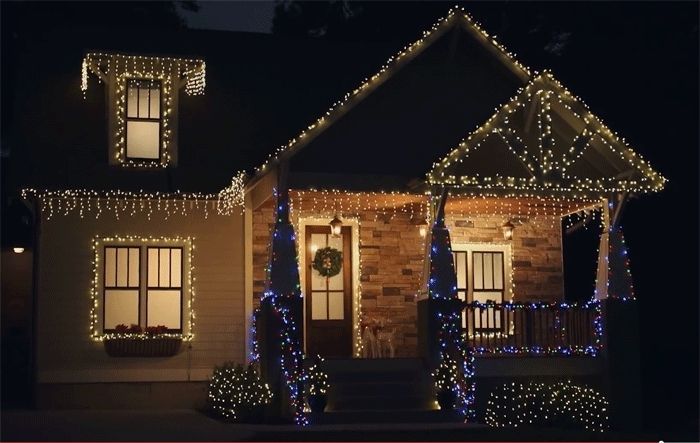 Tips For Hanging Outdoor Christmas Lights Inside Hanging Outdoor Lights On House (View 4 of 10)