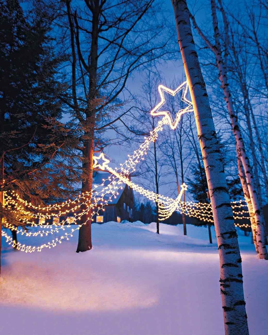 15 Beautiful Christmas Outdoor Lighting Diy Ideas | Making Lemonade Pertaining To Outdoor Xmas Lanterns (View 9 of 20)