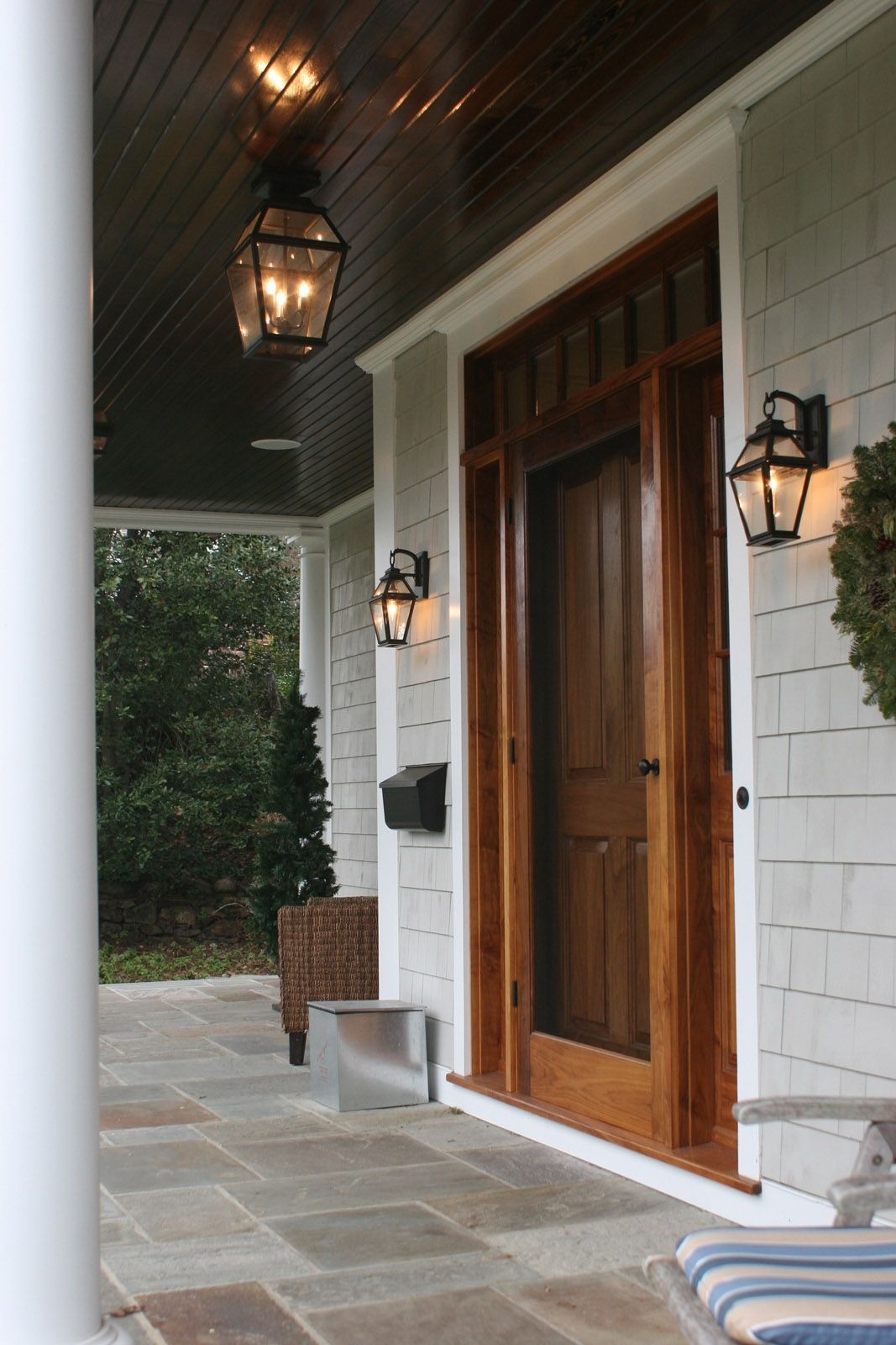 Front Door Lanterns – Handballtunisie Within Outdoor Door Lanterns (Photo 16 of 20)
