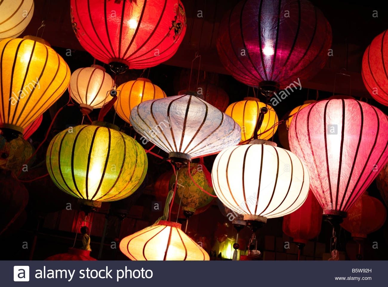 Lantern Stall Stock Photos & Lantern Stall Stock Images – Alamy Within Outdoor Vietnamese Lanterns (Photo 16 of 20)