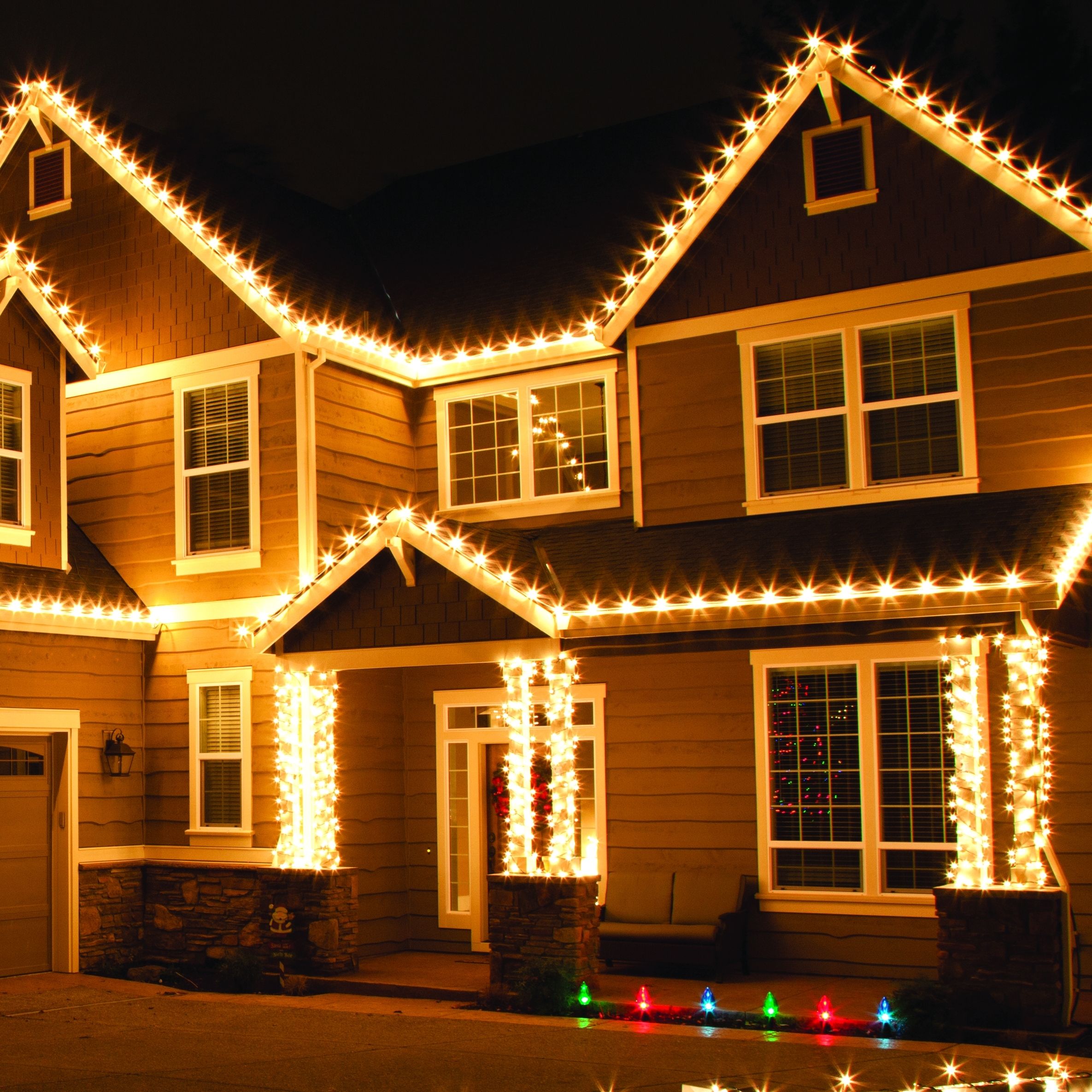 Outdoor Christmas Lights For Outdoor Xmas Lanterns (Photo 1 of 20)