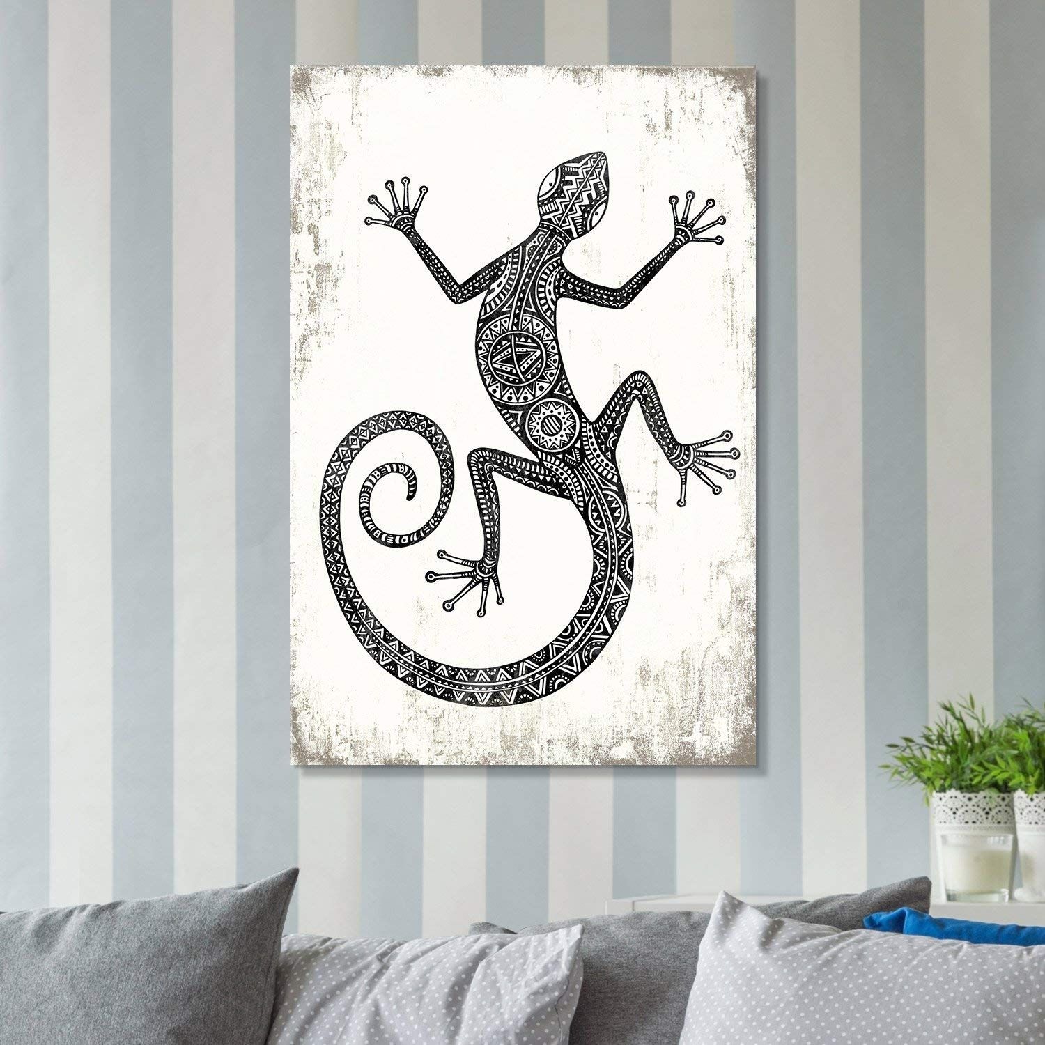 Sugar Tattoo Style Gecko In Black And White On Rustic Background With Regard To Gecko Canvas Wall Art (View 10 of 20)
