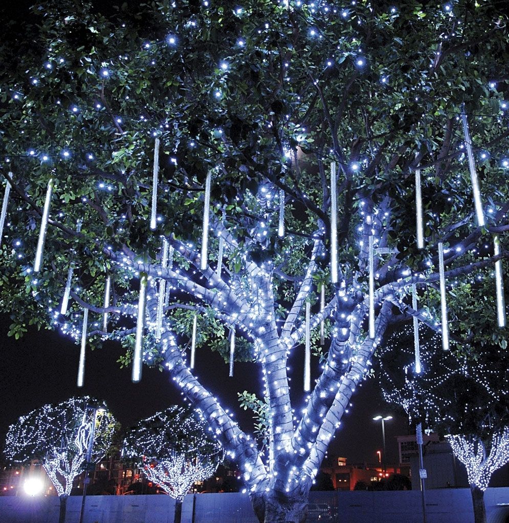 Tapesii Decorative Outdoor Lights For Trees Collection Of Pertaining Inside Outdoor Lanterns For Trees (Photo 1 of 20)