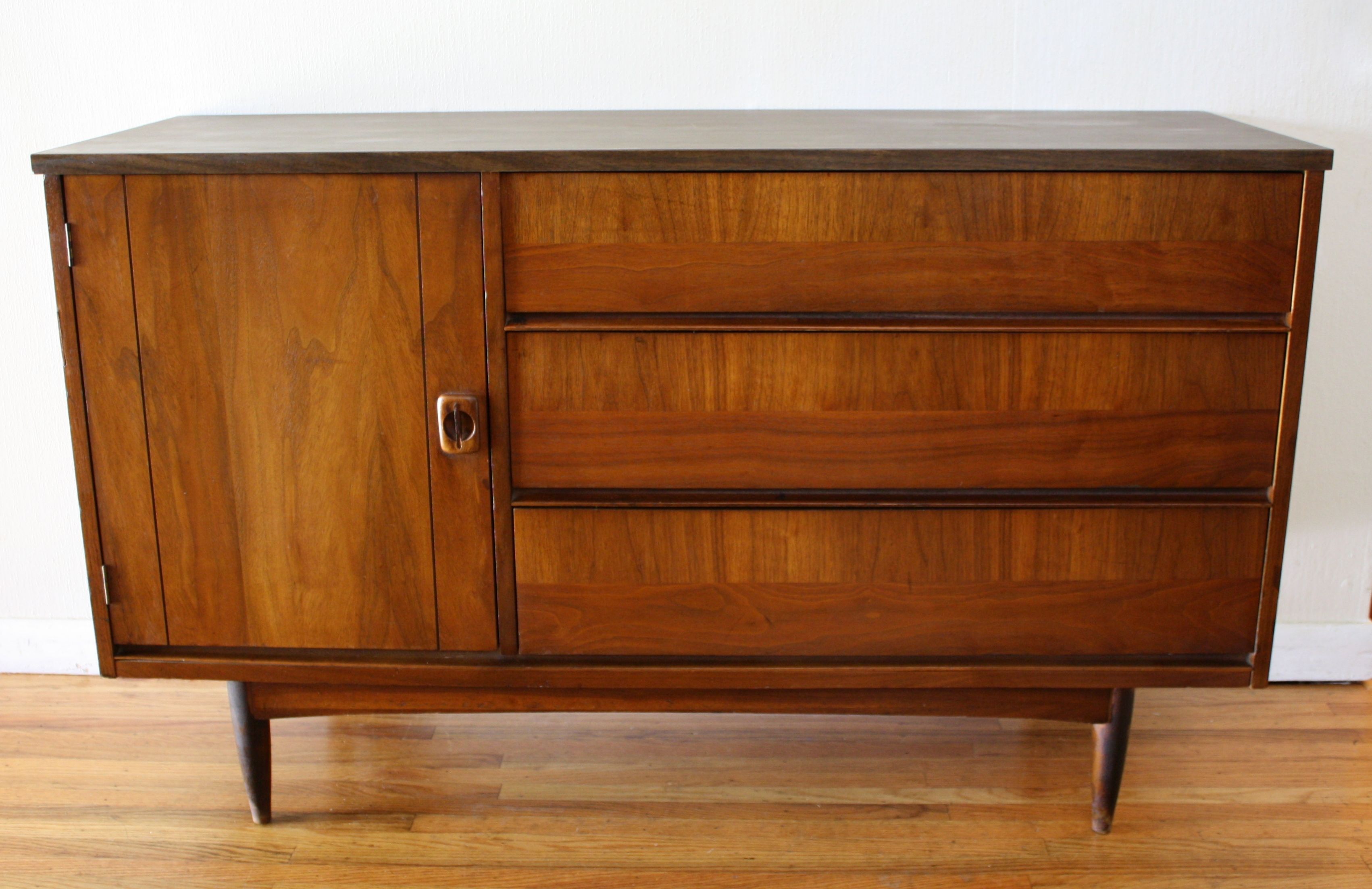 Mid Century Modern Credenza Low Dressers | Picked Vintage With Regard To Parquet Sideboards (View 25 of 30)