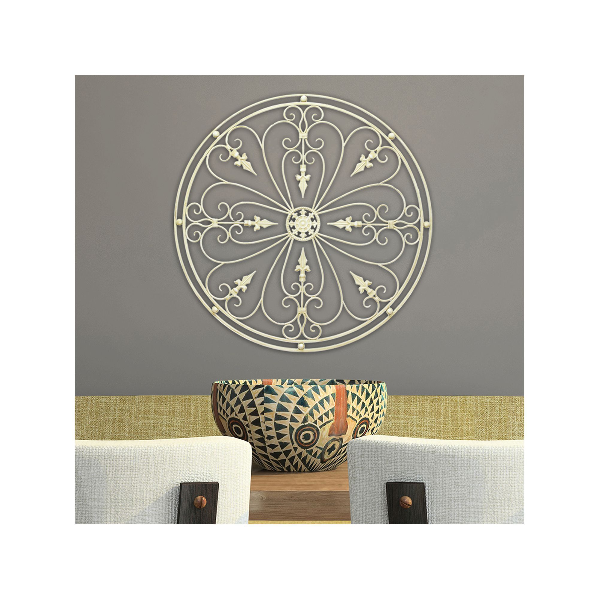 Stratton Home Decor Antique Medallion Metal Wall Decor In Shabby Medallion Wall Decor (View 7 of 30)