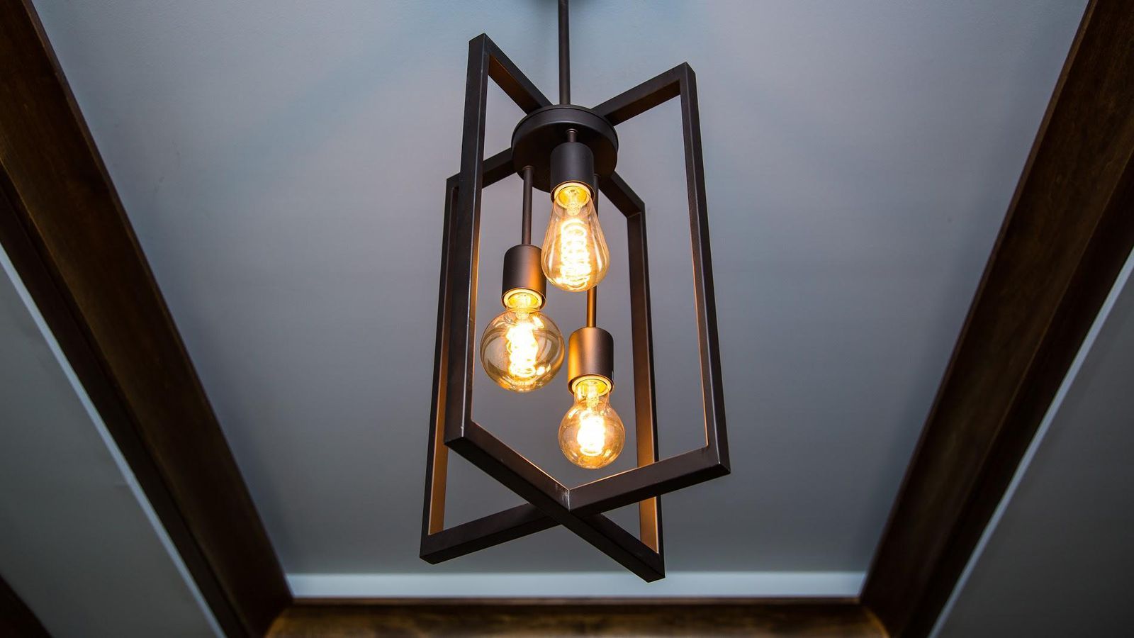 What To Know Before You Buy Vintage Style Led Light Bulbs – Cnet Throughout Vintage Edison 1 Light Bowl Pendants (Photo 28 of 30)