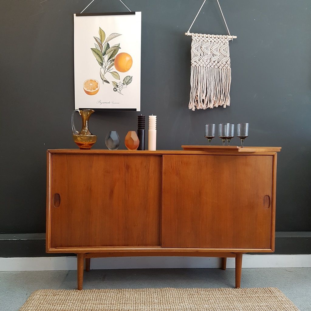 Classic Mid Century Sideboard Within Mid Century Brown Sideboards (Photo 16 of 30)