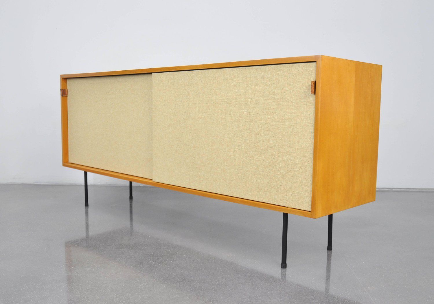 Early Florence Knoll Maple And Seagrass Credenza | Diy With Regard To Yellow Flora Credenzas (View 11 of 30)